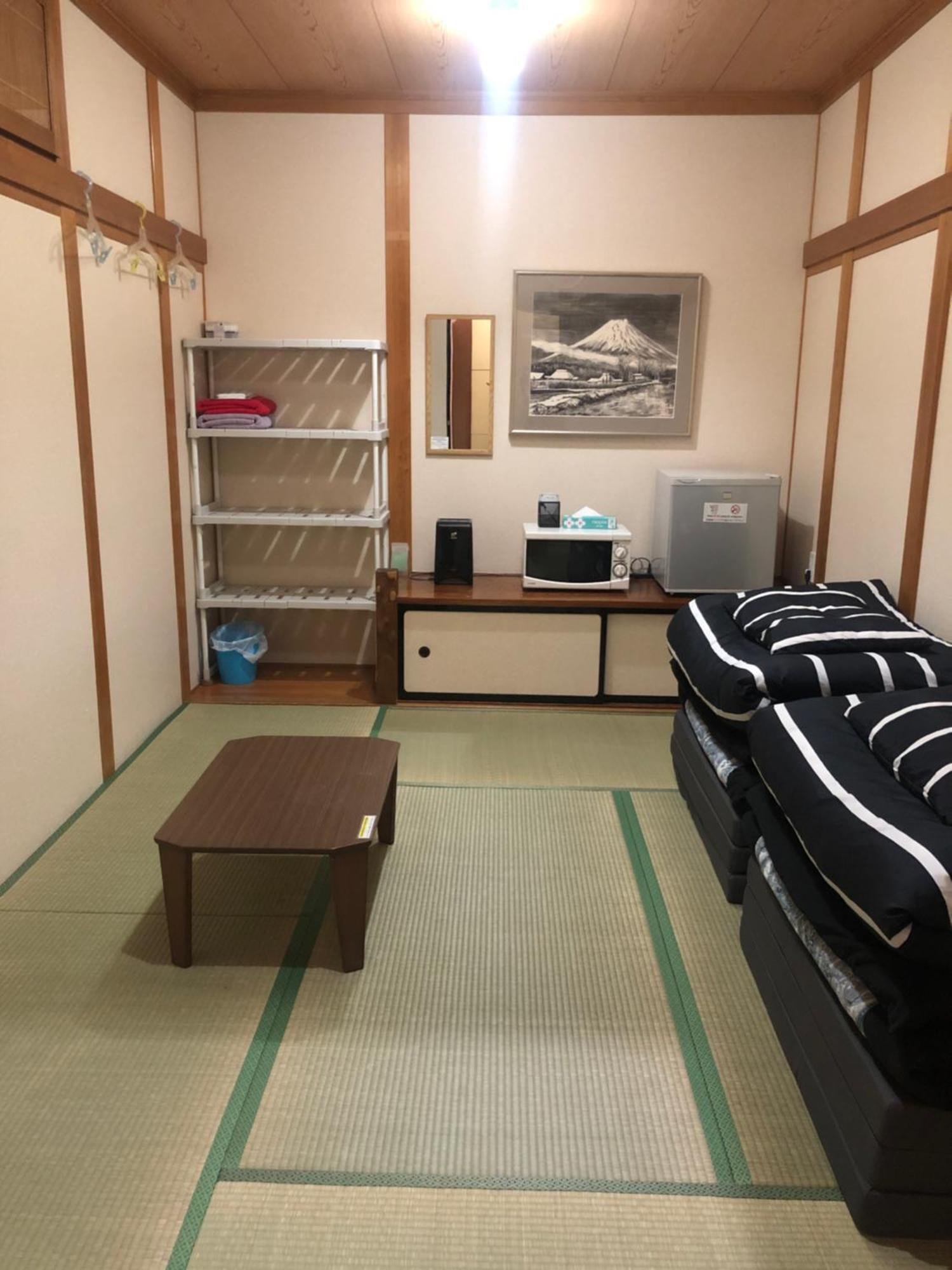 Mt Fuji Hostel Michael'S Фуджийошида Екстериор снимка