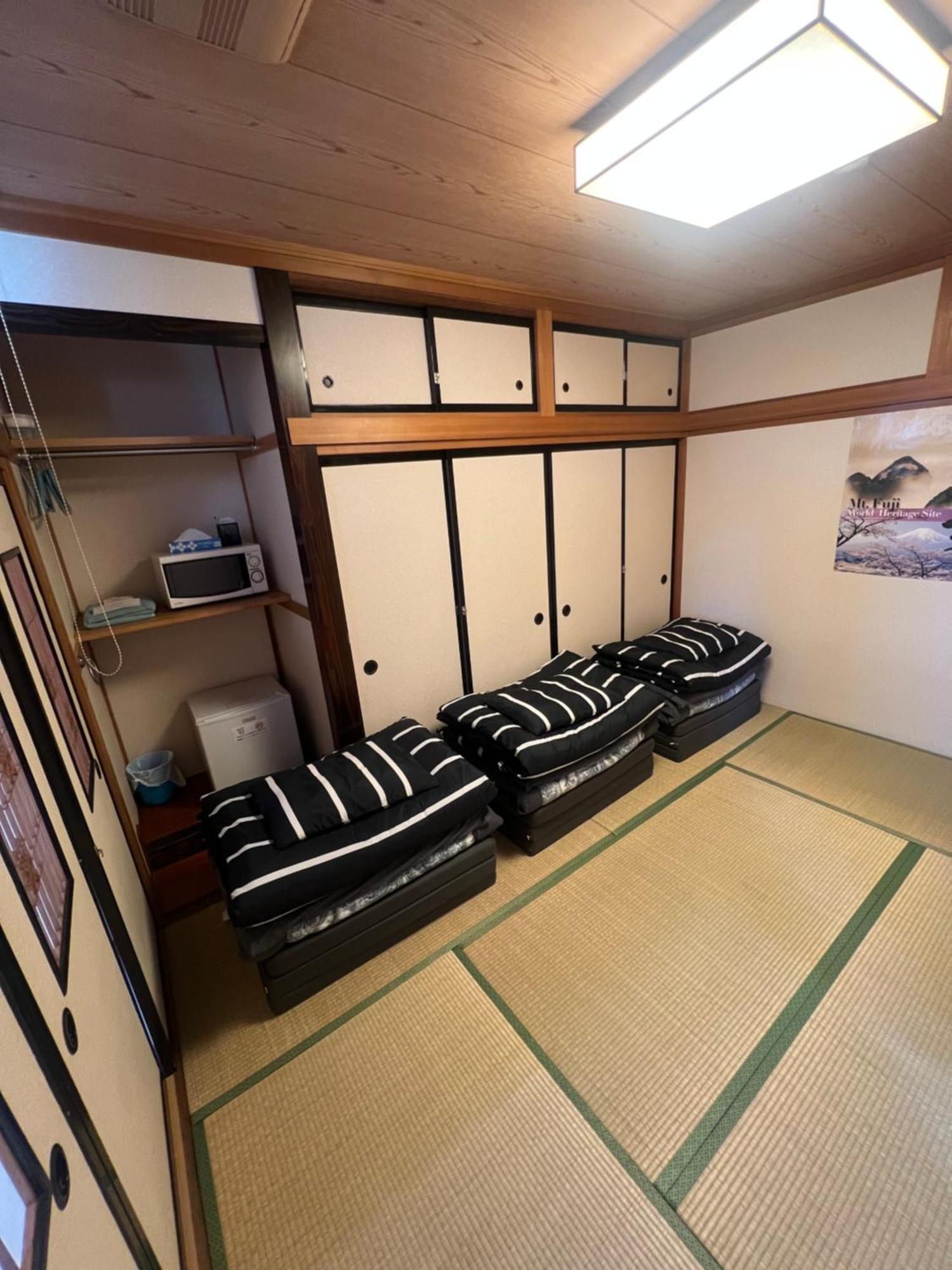 Mt Fuji Hostel Michael'S Фуджийошида Екстериор снимка